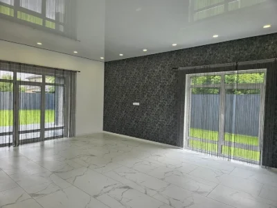 Продам свій будинок метро Осокорки, Славутич 7км