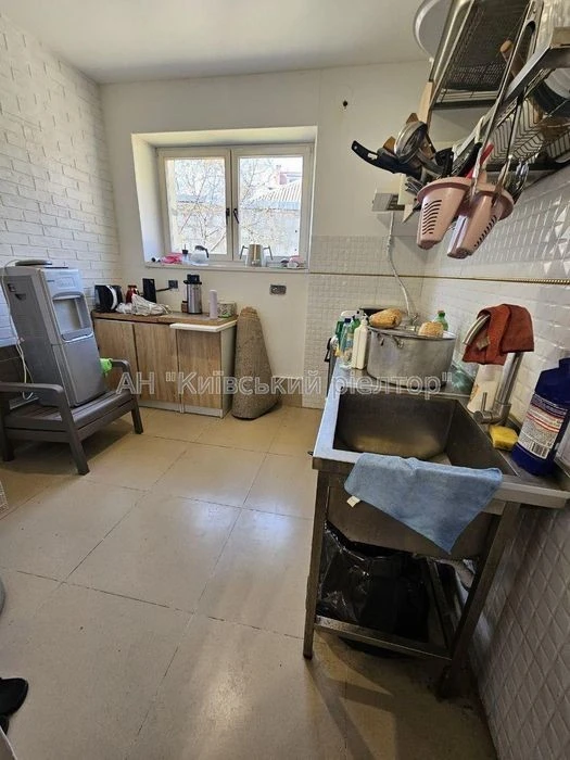 Продаж будинку метро Деміївська, Н. Лотоцької 13. Без комісі