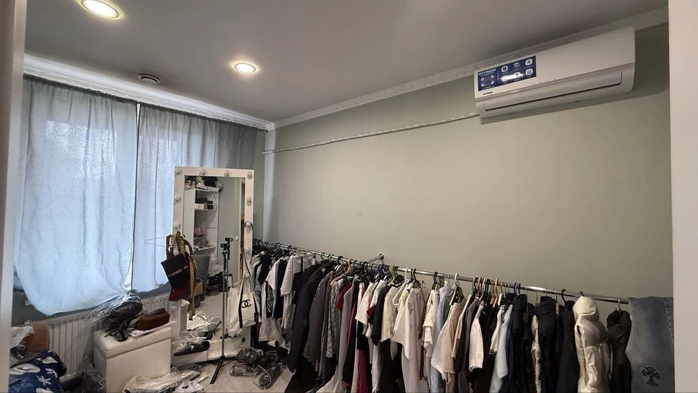 Продам таунхаус від власника на осокорках з ремонтом та мебл