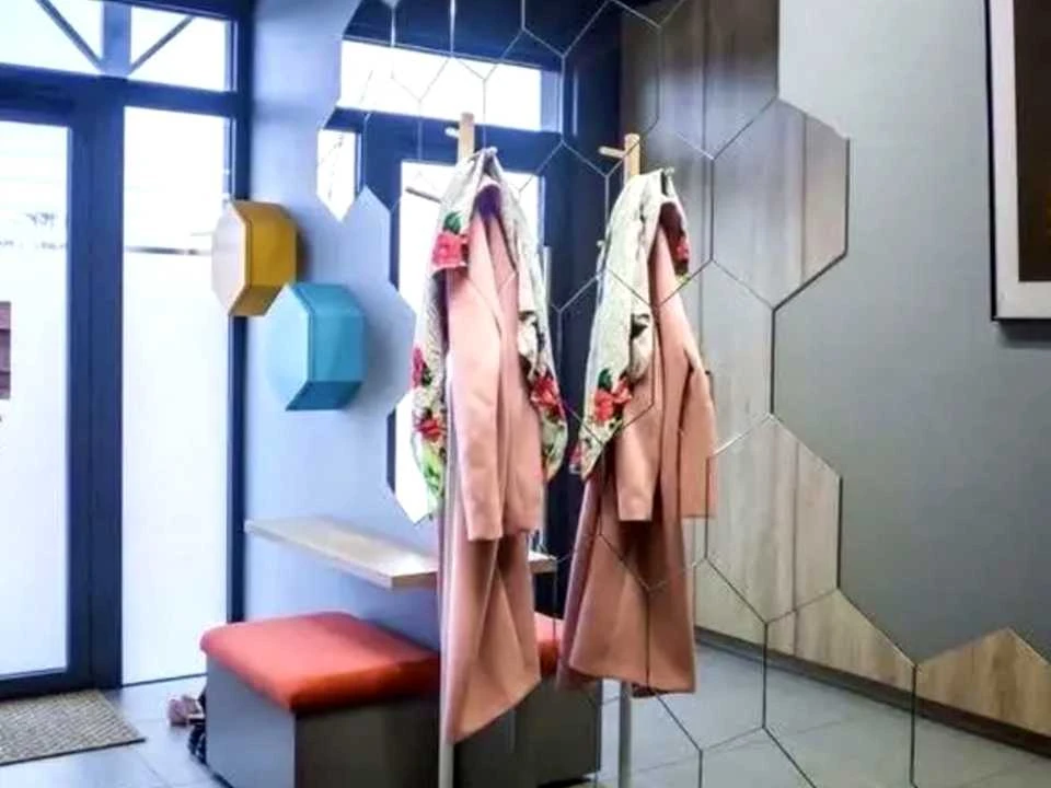 Будинок. Київ, Лютнева вул.