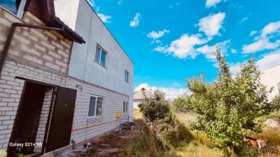 Продам 2 єт. дом 130 кв.м. в с.Хотяновка,6 соток земли