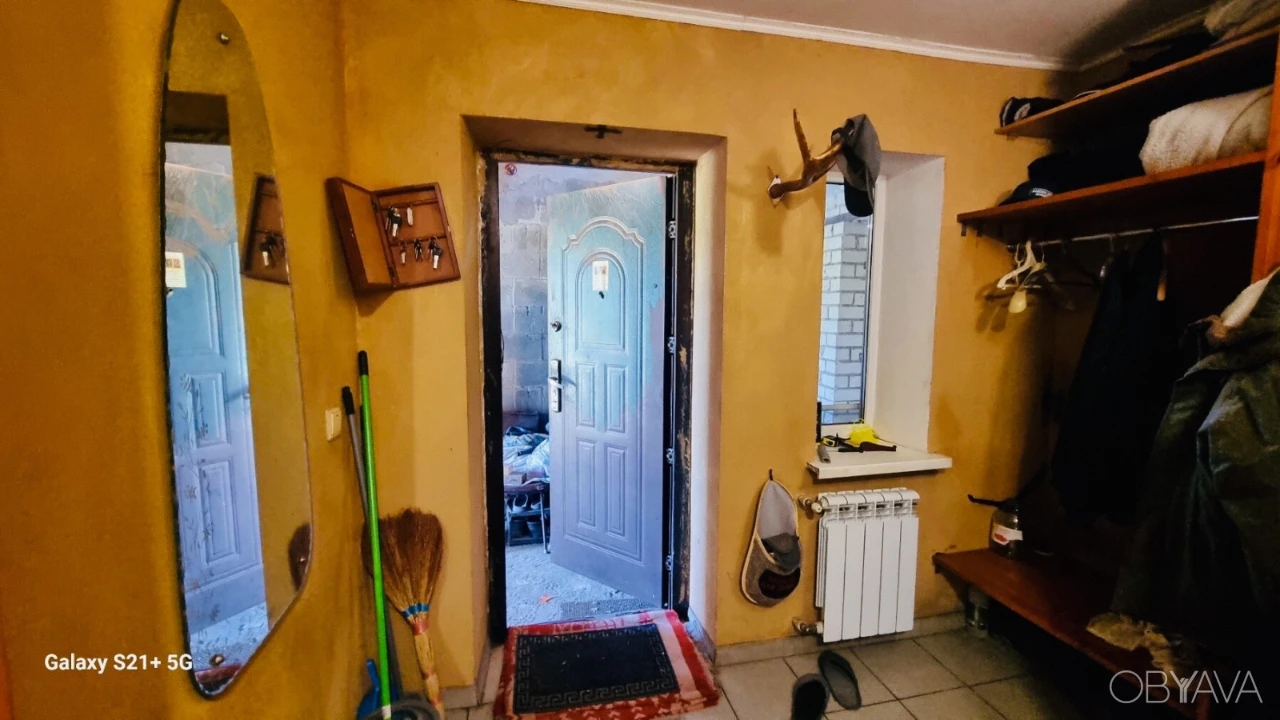 Продам 2 єт. дом 130 кв.м. в с.Хотяновка,6 соток земли