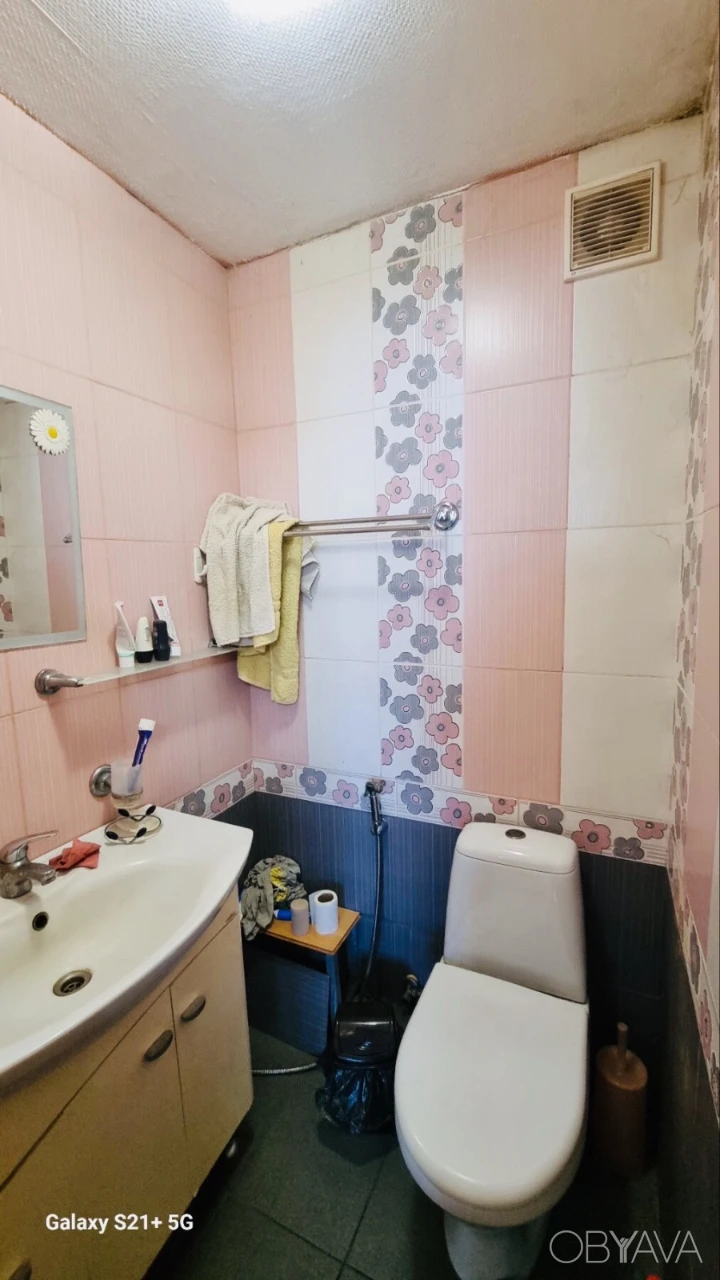 Продам 2 єт. дом 130 кв.м. в с.Хотяновка,6 соток земли