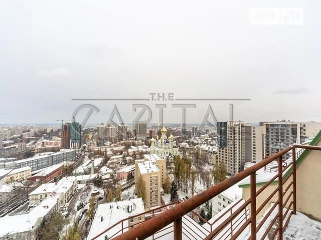 Sale of 5k apartment 255 sq. m on Sichovykh Striltsiv 52A •