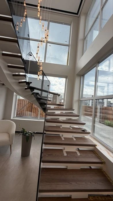 Продам вишуканий новий дуплекс з ремонтом 7 км від метро Осо