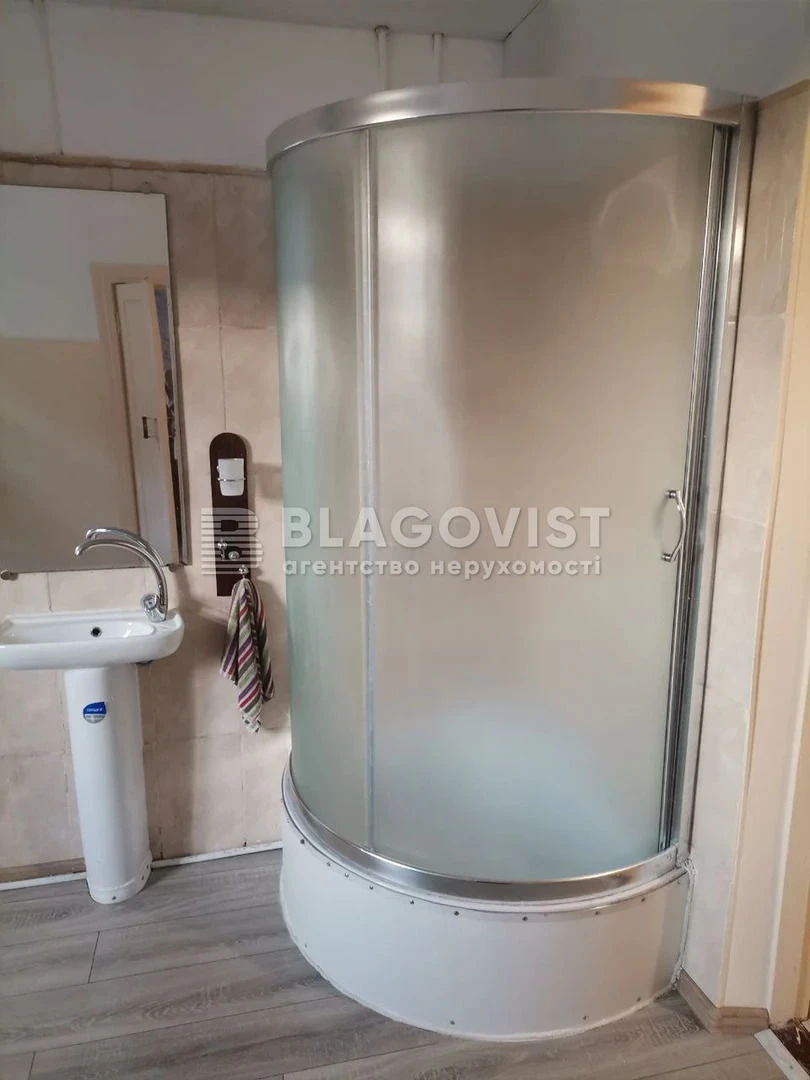 Продаж будинку вул. Дібровна 8 в Києві / W-7440776