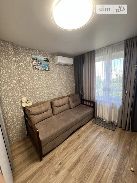 Room for sale 61.3 sq. m. on Kubanskaya Ukrainy str. 28 • ID