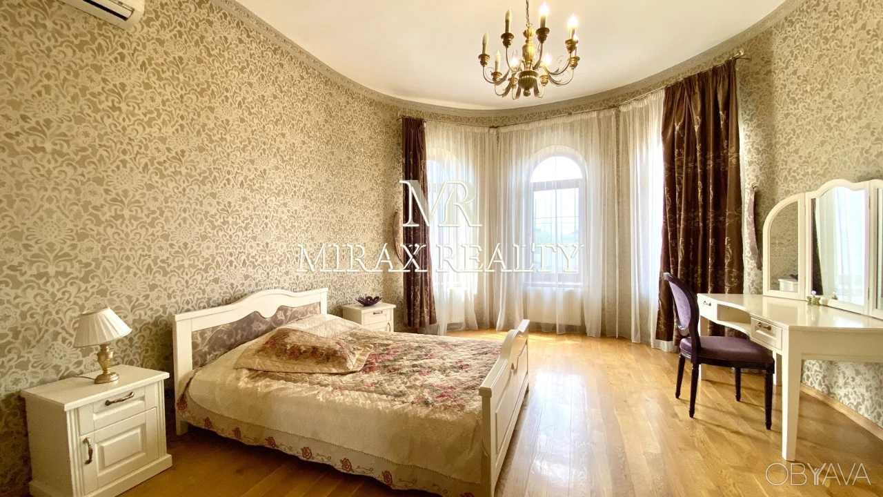 Продаж будинку 300 м #178; ділянка 6 сот камін веранда Київ
