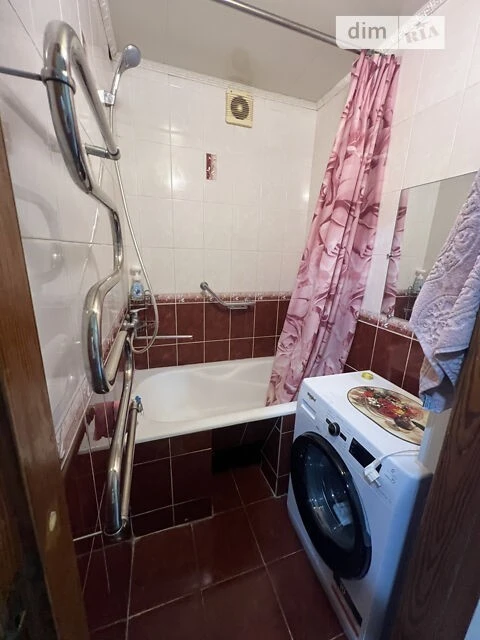 Room for sale 61.3 sq. m. on Kubanskaya Ukrainy str. 28 • ID