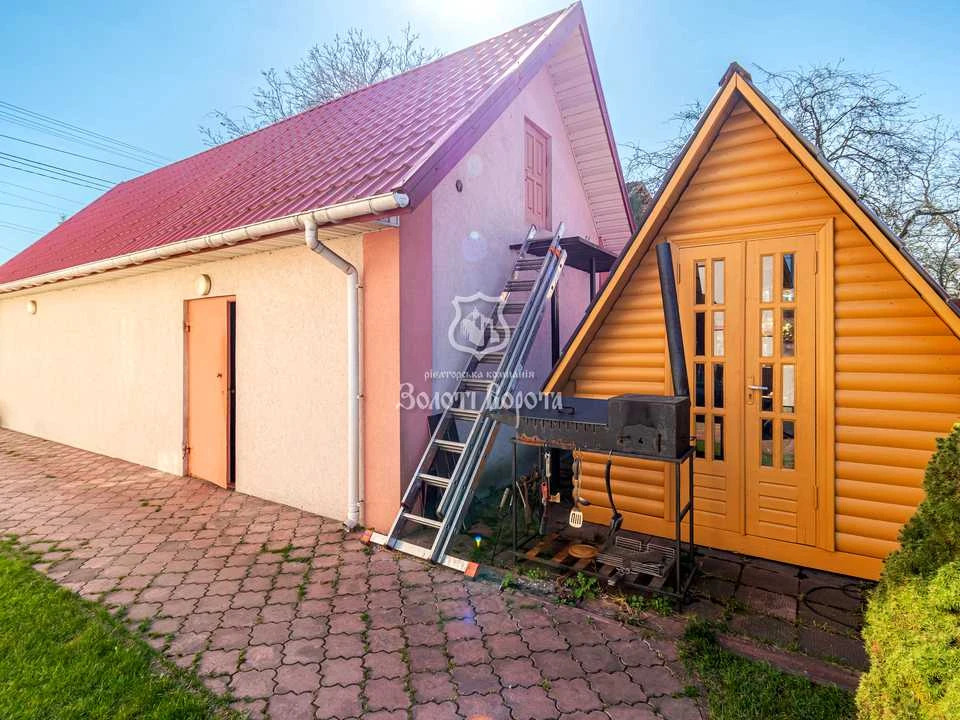 Будинок. Київ, Садова вул.