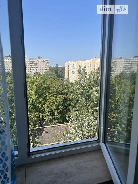 Room for sale 61.3 sq. m. on Kubanskaya Ukrainy str. 28 • ID
