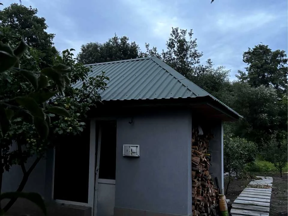 Будинок. Київ, Залужний пров.