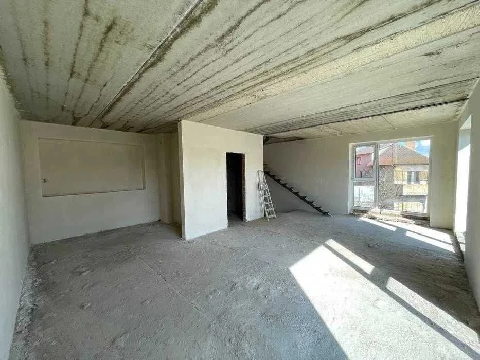 Новий будинок 171 м² біля м.Голосієво, поблизу лісу— власне