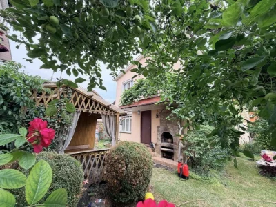 Продаж будиинку Осокорки, озеро Мартишів