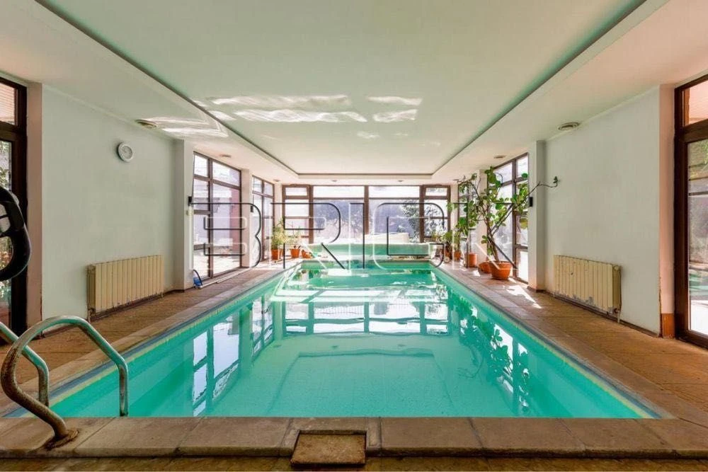 Продаж Елітного Будинку 423 м² з басейном та SPA Печерськ ву