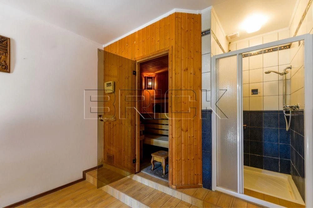 Продаж Елітного Будинку 423 м² з басейном та SPA Печерськ ву