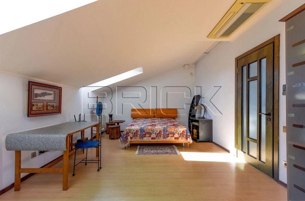 Продаж Елітного Будинку 423 м² з басейном та SPA Печерськ ву