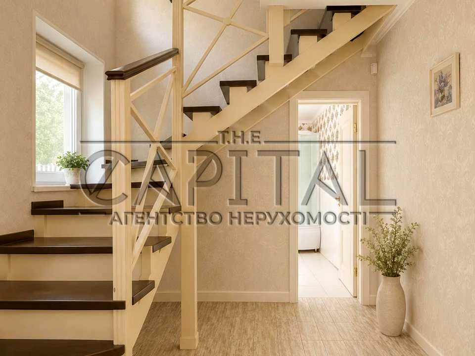 Будинок. Київ, 70-та Садова вул.