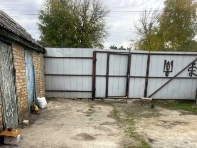 Будинок. Київ, Будівельників вул.