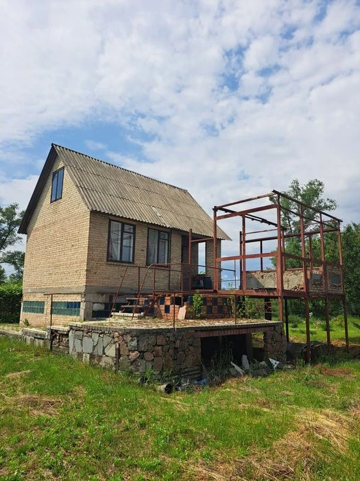 Дом - дача на берегу Десны, 15 км. от Киева, Зазимье (сады).