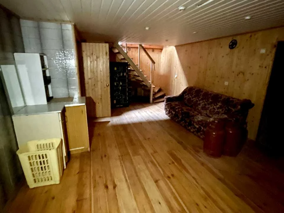 Будинок. Київ, 126-та Садова вул.