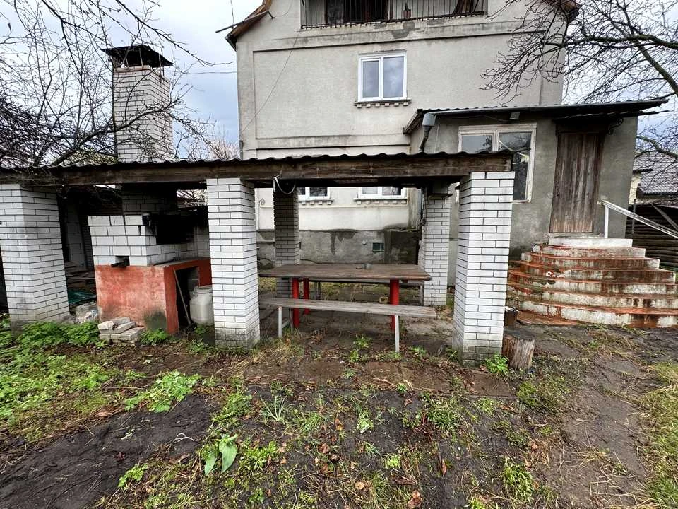 Будинок. Київ, 126-та Садова вул.