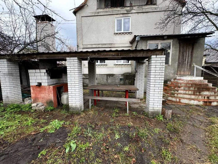 Будинок. Київ, 126-та Садова вул.
