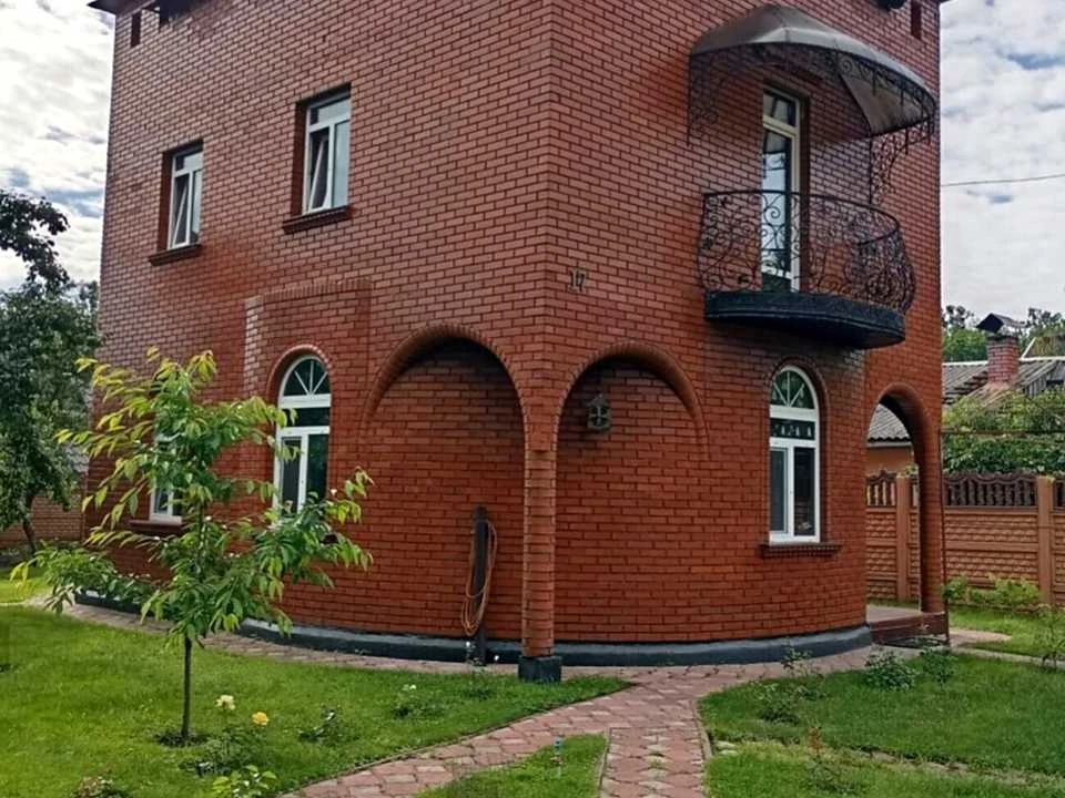 Будинок. Київ, Садова вул.