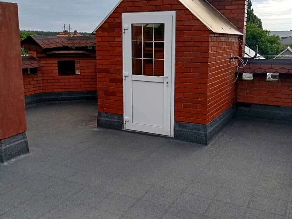 Будинок. Київ, Садова вул.