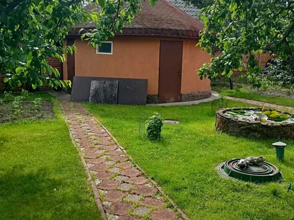 Будинок. Київ, Садова вул.