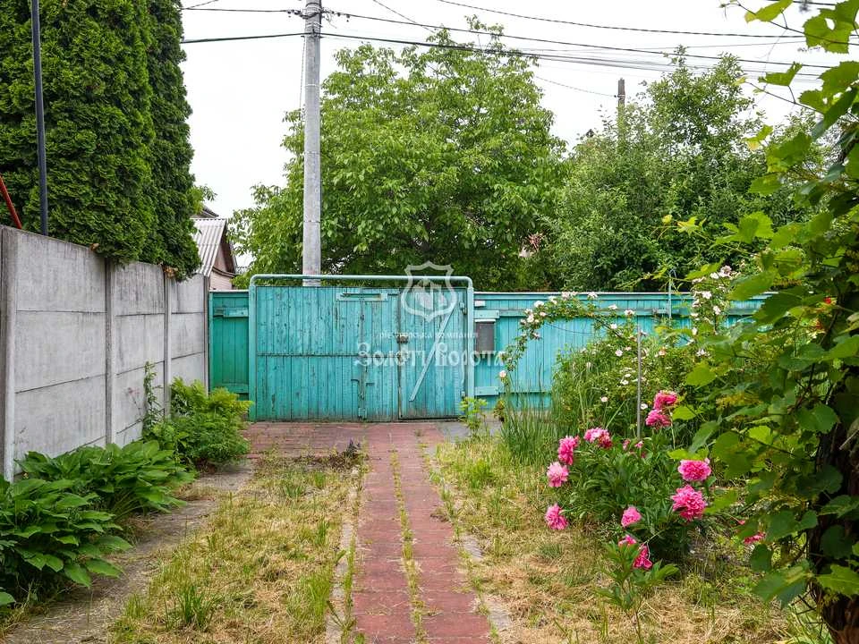 Будинок. Київ, Соснова вул.