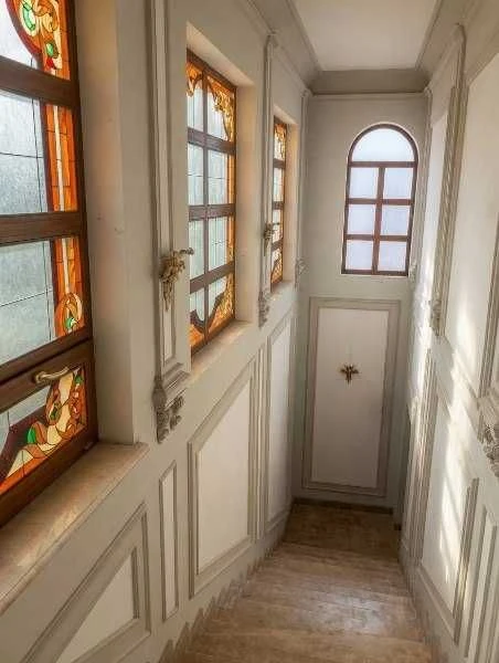 Продам 3-поверховий будинок з унікальним ремонтом, вул. Садо
