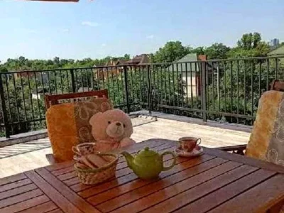 Будинок. Київ, 14-та Садова вул.