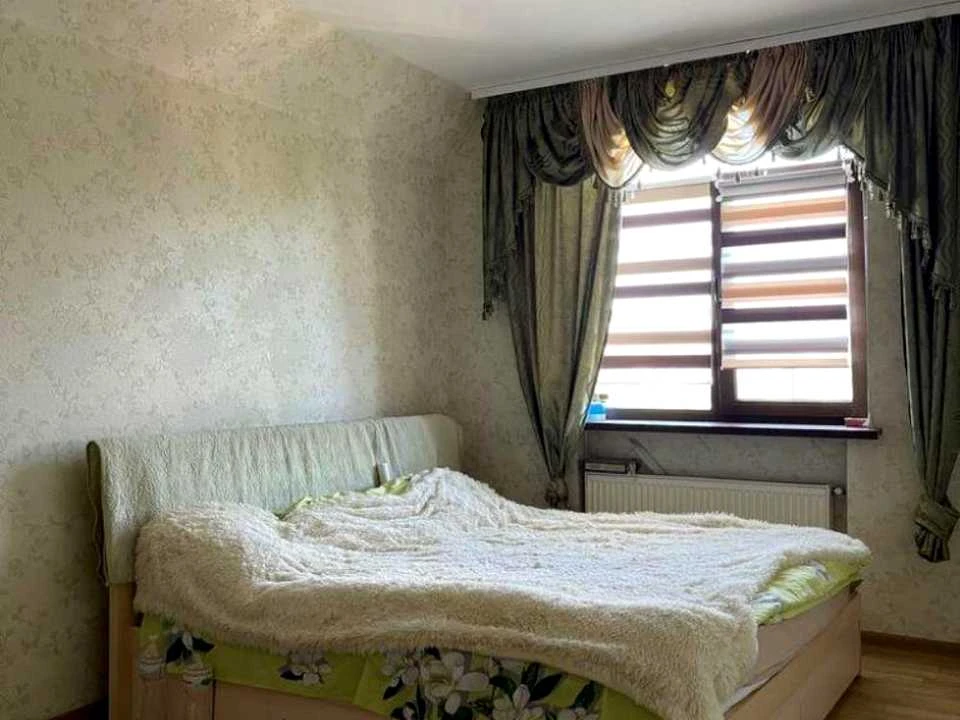 Будинок. Київ, повітрофлотська
