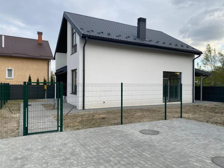 Продается новый дом с ремонтом Газ солнечные панели инвертор