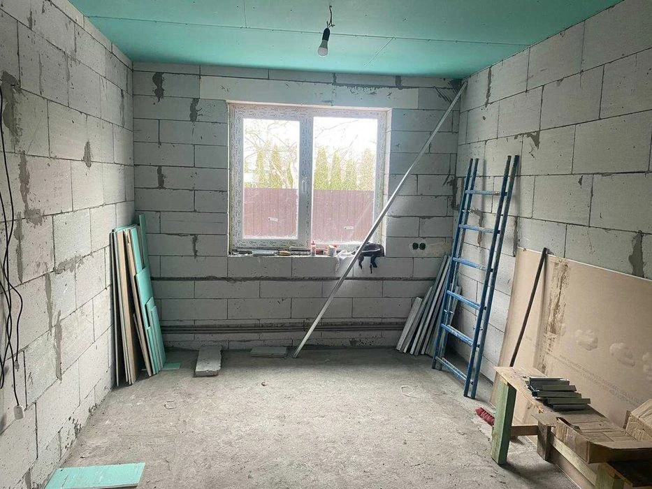 СУПЕРЛОКАЦІЯ! Осокорки 160м Новус ст. м. Славутич 10 хв пішк
