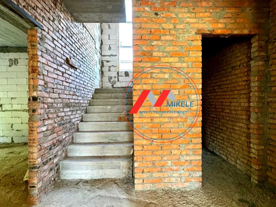 Будинок. Київ, Нижні сади