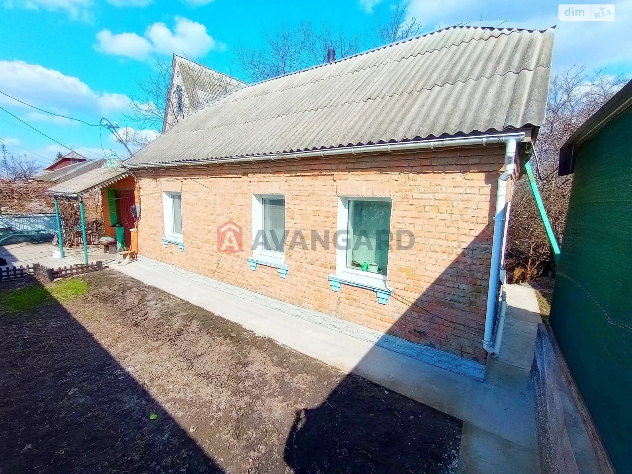Продаж Дім
