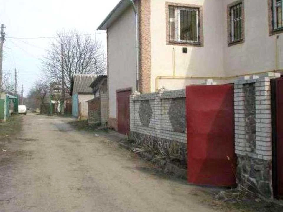 Будинок. Київ, 24-та Садова вул.