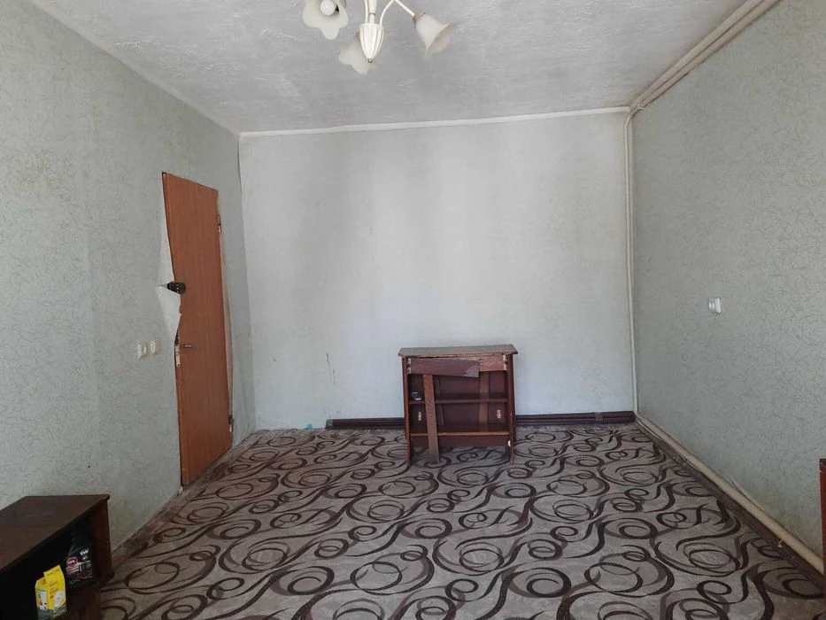 For sale 2-room apartment on Gv. Shyronyntsiv St., Saltivka