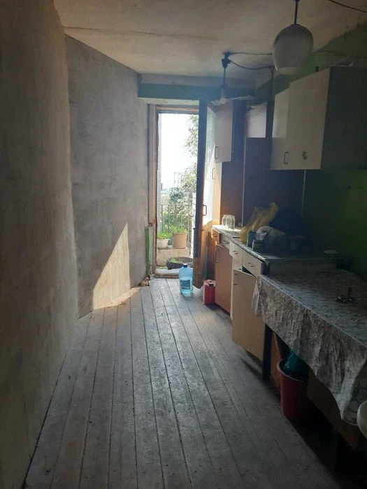 For sale 2-room apartment on Gv. Shyronyntsiv St., Saltivka