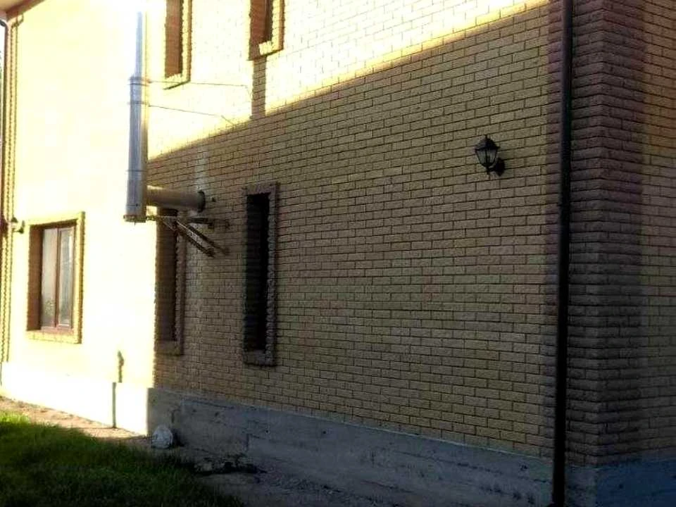 Будинок. Київ, Малинова вул.