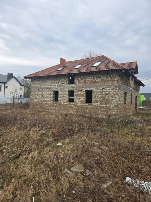 Без% Продаж капітального будинку 250 м² у Жулянах Цегла діля