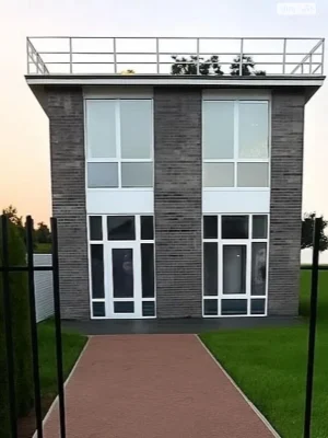 Продаж Дім