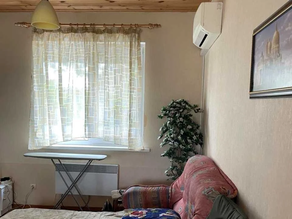 Будинок. Київ, 20-та Садова вул.