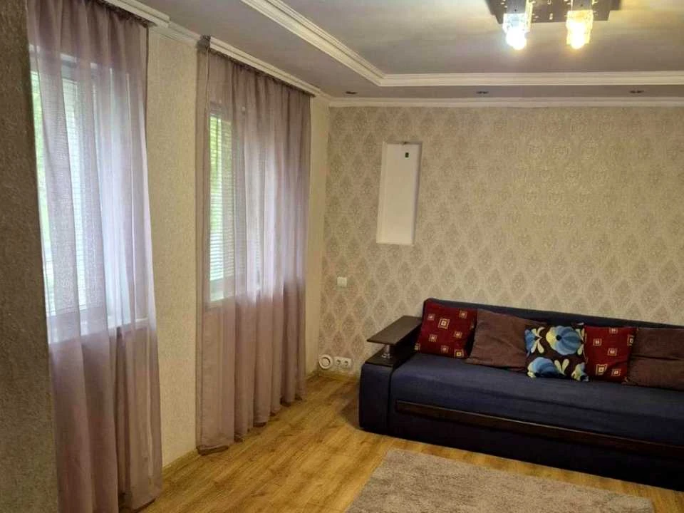 Будинок. Київ, Ананасна вул.