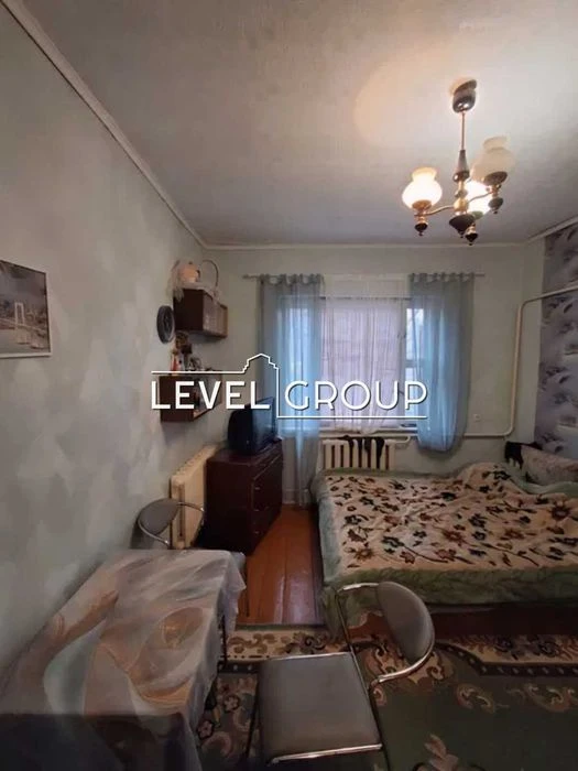 Продається житловий будинок 170м.кв з ділянкою 6,5 соток Кар