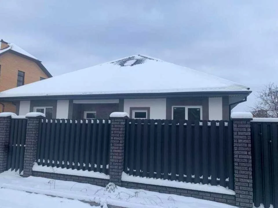 Будинок. Київ, 49-та Садова вул.