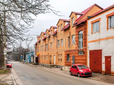 Будинок. Київ, Робітнича вул.