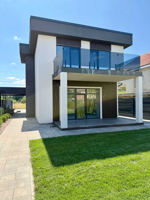 Продаж будинку 150м2 закрита вулиця,метро Славутич Осокорки